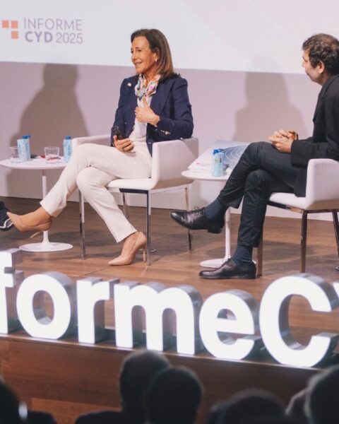 Presentación del informe CYD.