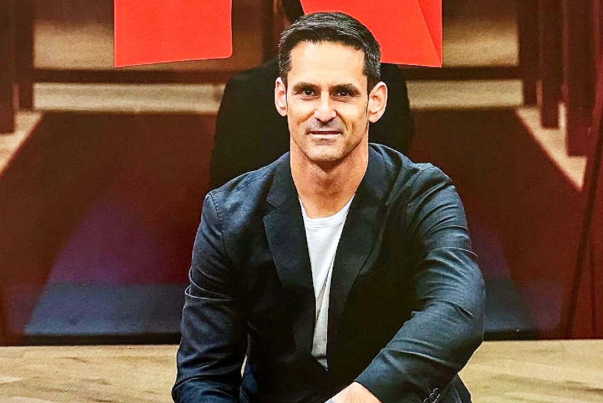 Manuel Roman deja NETFLIX