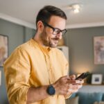 La asistente virtual de Endesa resuelve consultas comerciales y sobre ahorro de energía.