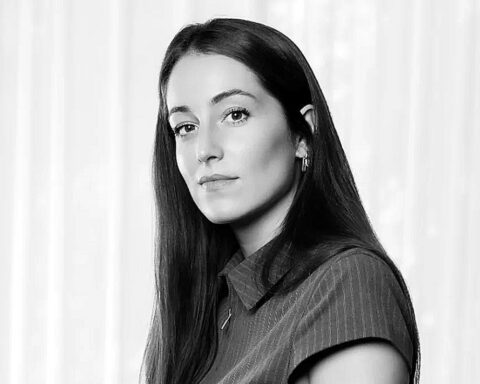 Anna Alarcón asciende a la dirección de Tapas Magazine