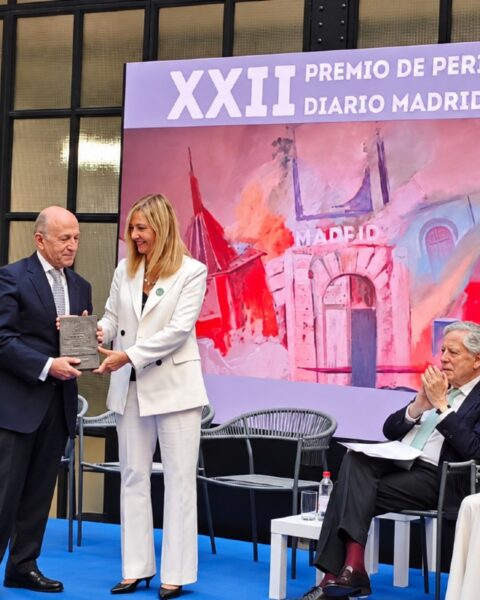 Isabel Perelló reivindica el periodismo independiente en los Premios Diario Madrid