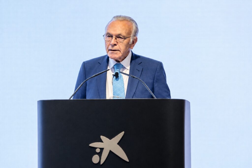 El presidente de CriteriaCaixa, Isidro Fainé, anunció la inversión.