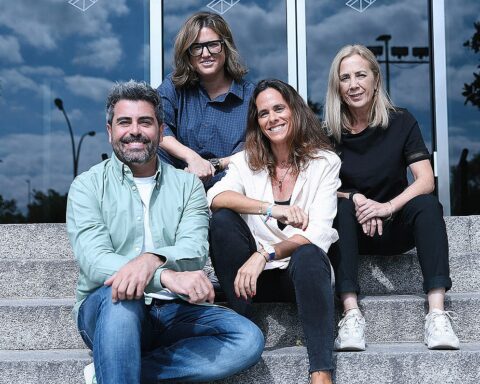 Javier Torrijos, Maria Cubero, Begoña Quiros, Soraya Reina.