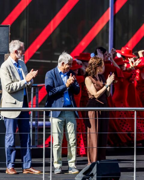 Kimi Antonelli, el rey Felipe VI, Carmelo Sanz de Barros e Isabel D&iacute;az Ayuso