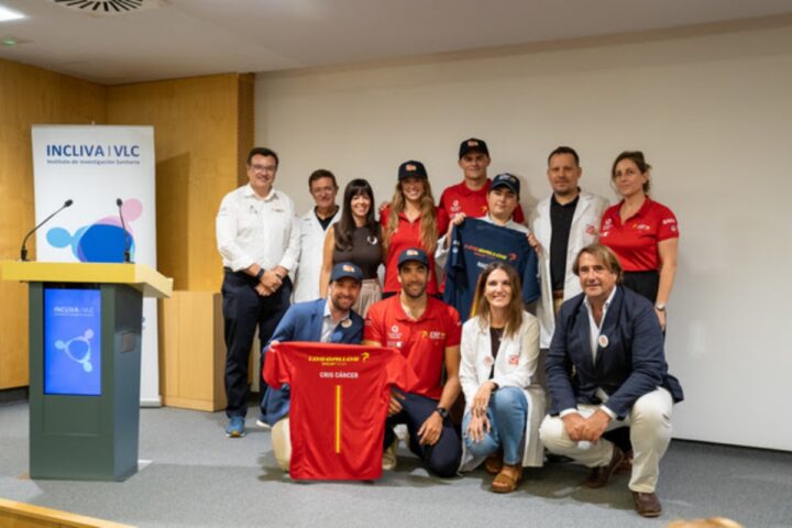 La Fundación CRIS contra el cáncer y Los Gallos, aliados para luchar contra el cáncer.