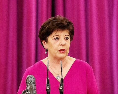 Carmen de Riego. Presidenta de la FAPE