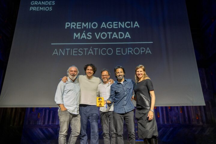 Algunos de los ganadores del festival El Chupete en 2025.