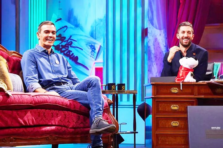 Pedro Sanchez y David Broncano en La Revuelta