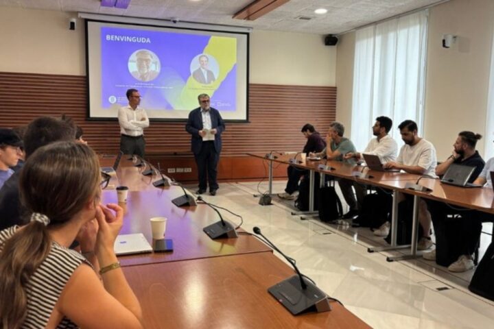 Presentaciòn de las empresas de la UPC que participaràn del programa de financiamiento.