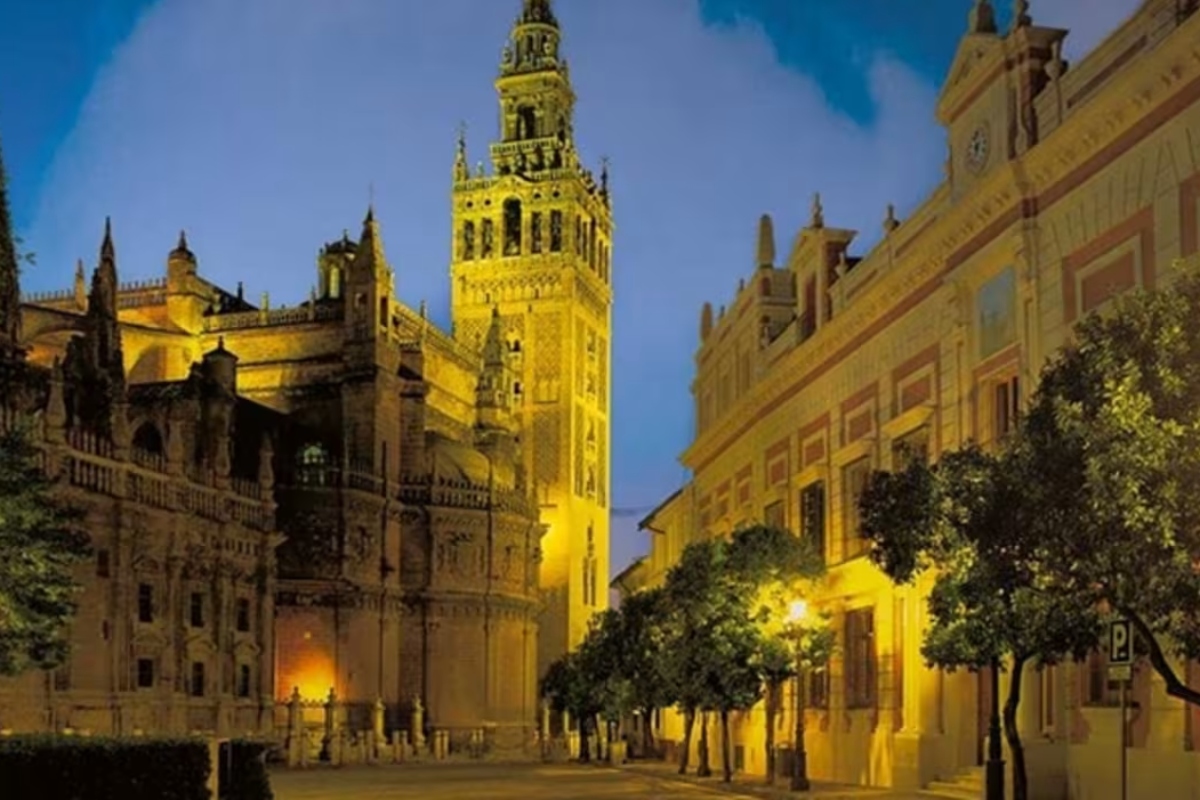 La Catedral de Sevilla, uno de los atractivos turísticos de Andalucía.